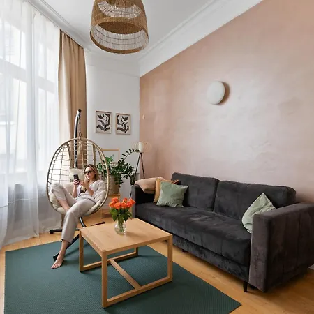 Golden Market Square - 3rooms, 90m2 Of Comfort & Quiet - As R502 Breslau