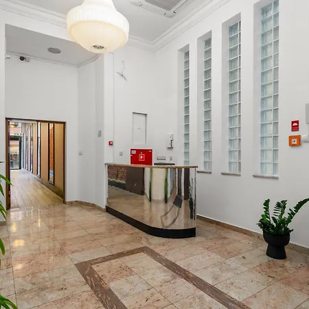 Golden Market Square - 3rooms, 90m2 Of Comfort & Quiet - As R502 Apartment