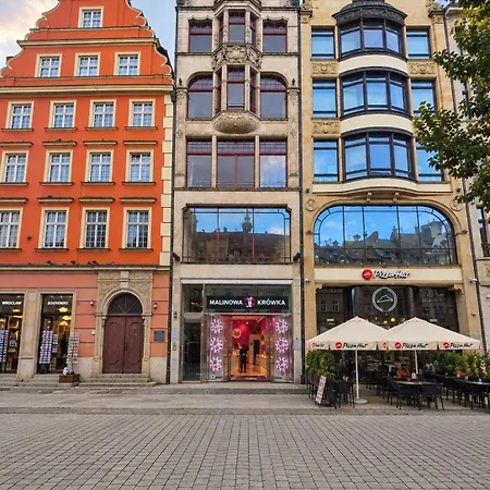 Апартаменти Golden Market Square - 3rooms, 90m2 Of Comfort & Quiet - As R502