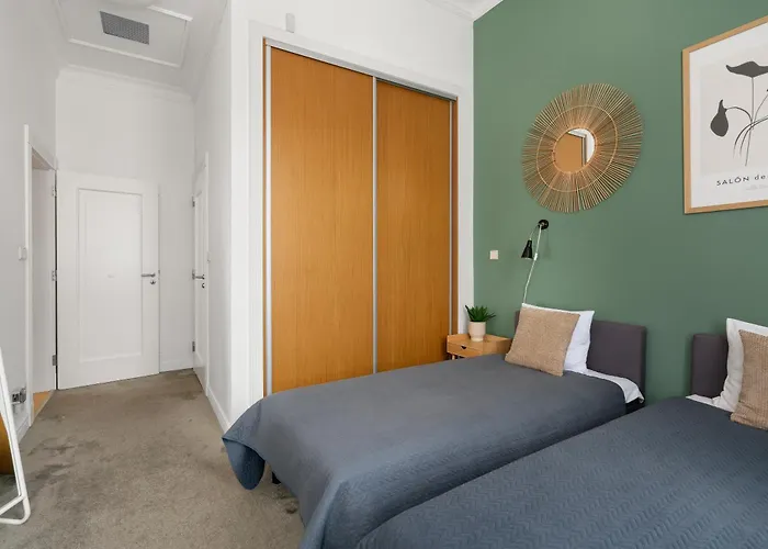 Apartment Golden Market Square - 3rooms, 90m2 Of Comfort & Quiet - As R502