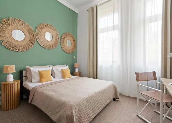 Apartment Golden Market Square - 3rooms, 90m2 Of Comfort & Quiet - As R502 *